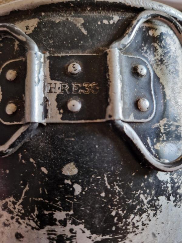 German Ww2 Waterbottle — image 3