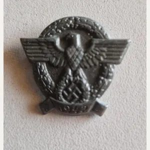 Small Police Badge 1942