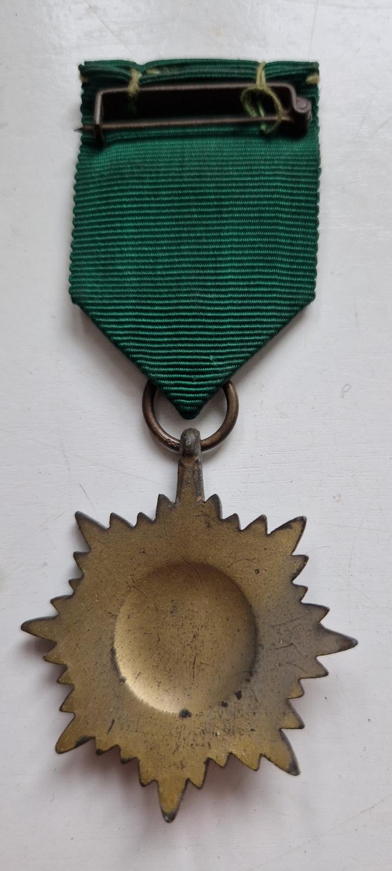 Ostvolk Decoration 2nd Class in Bronze w/o Swords — image 2
