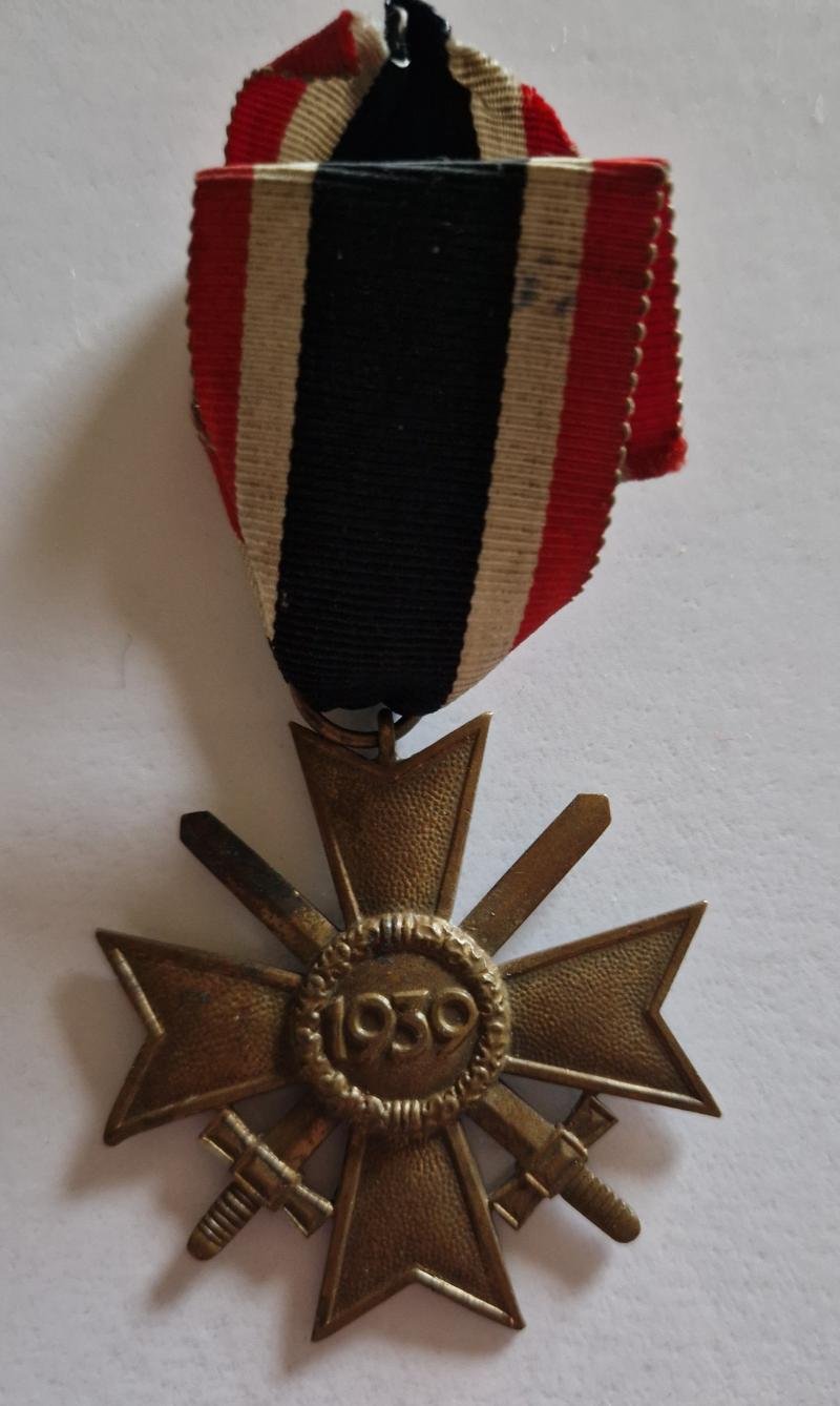 War Merit Cross With Swords 2nd Class — image 2