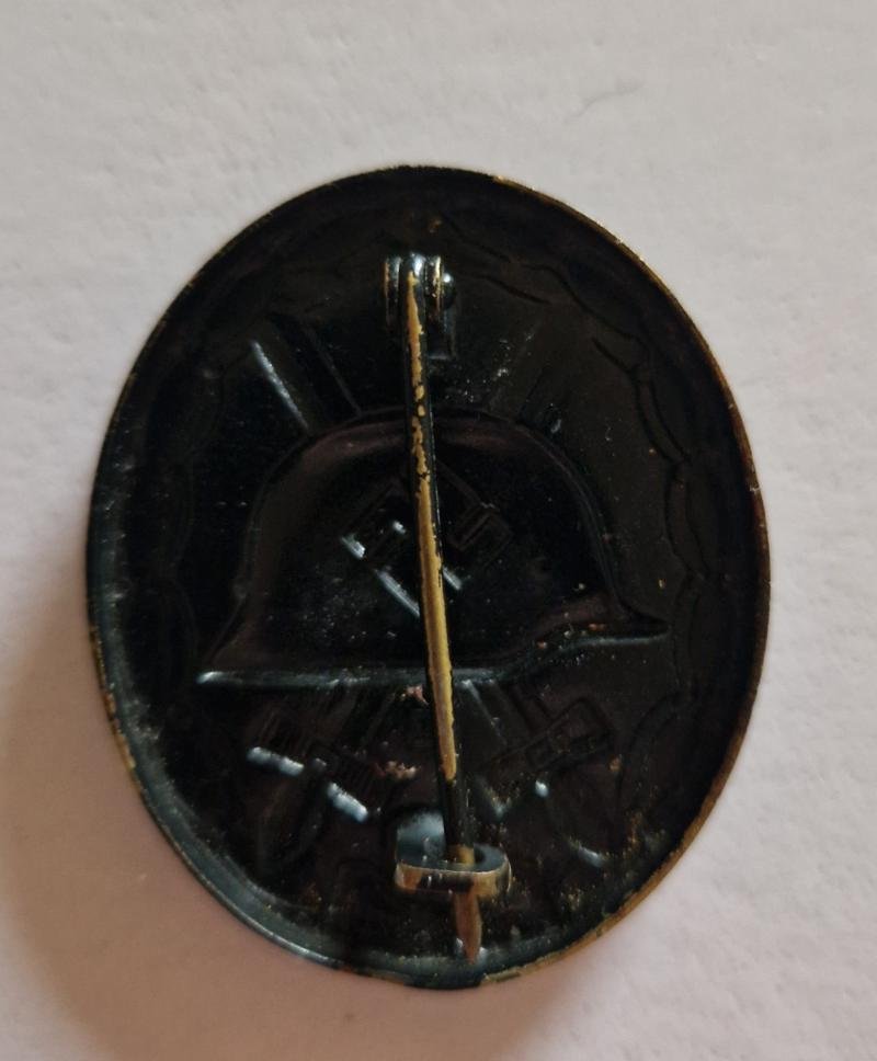 Black Wound Badge L21 — image 2