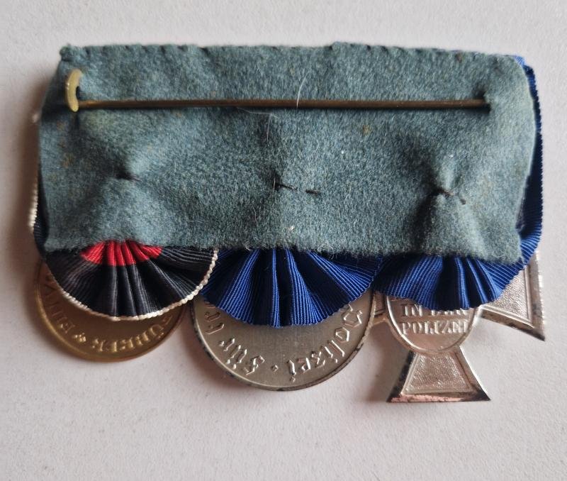 Police Long Service and 1st October Court Mounted Group — image 2