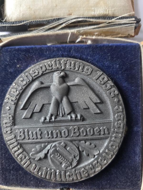 Blood and Soil Award Boxed. — image 2