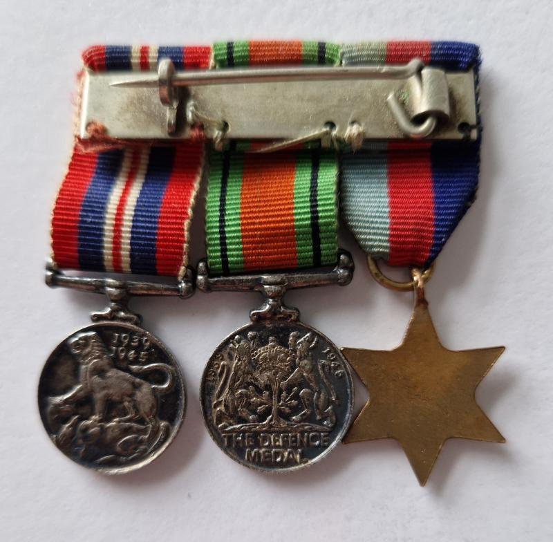 British WW2 Miniture Medal Set — image 2