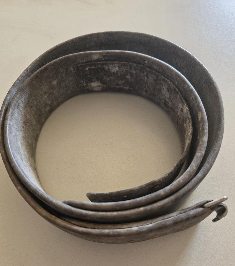 German Belt Leather — image 3