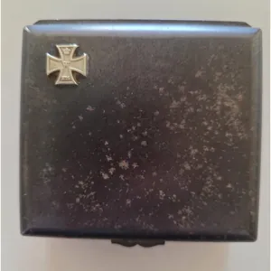 Metal small WW1 Cigarette Box 1914 Iron Cross to lid