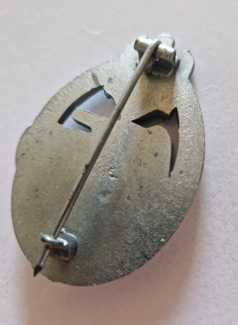 Silver Tank Badge — image 4
