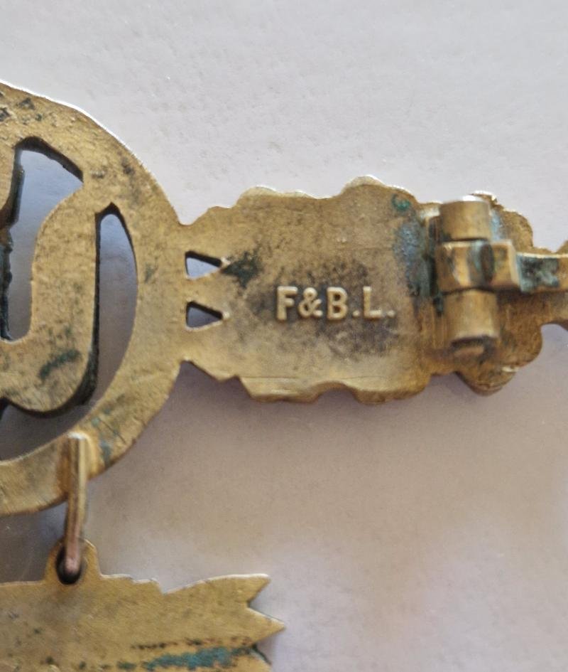 Gold Bomber Bar with 200 Hanger — image 4