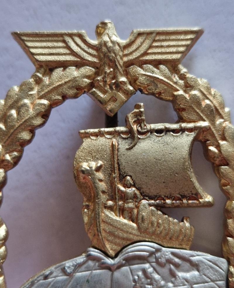 Early Auxiliary Cruisers Badge — image 2
