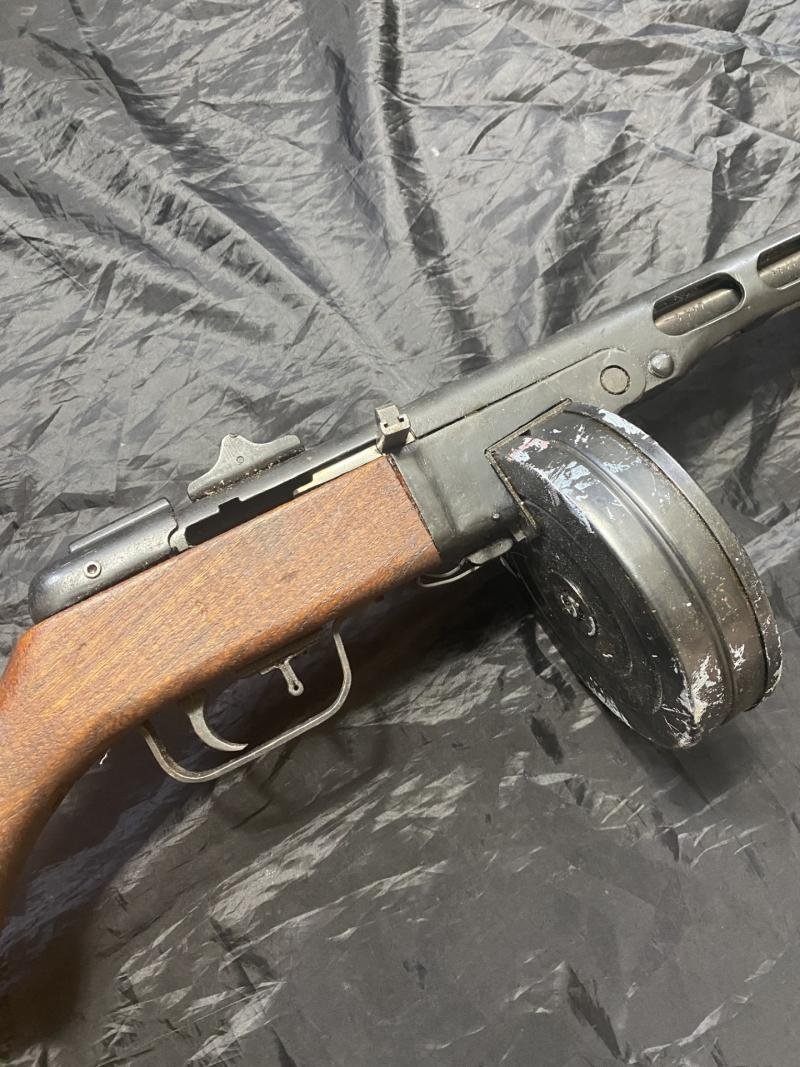 (WAS £625) DEACTIVATED MATCHING RUSSIAN/SOVIET PPSH41 SUBMACHINE GUN ( UK DEACTIVATION) — image 2