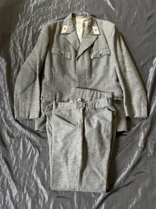(WAS £135) GERMAN DRK UNIFORM SET (DEUTSCHES ROTES KREUZ)