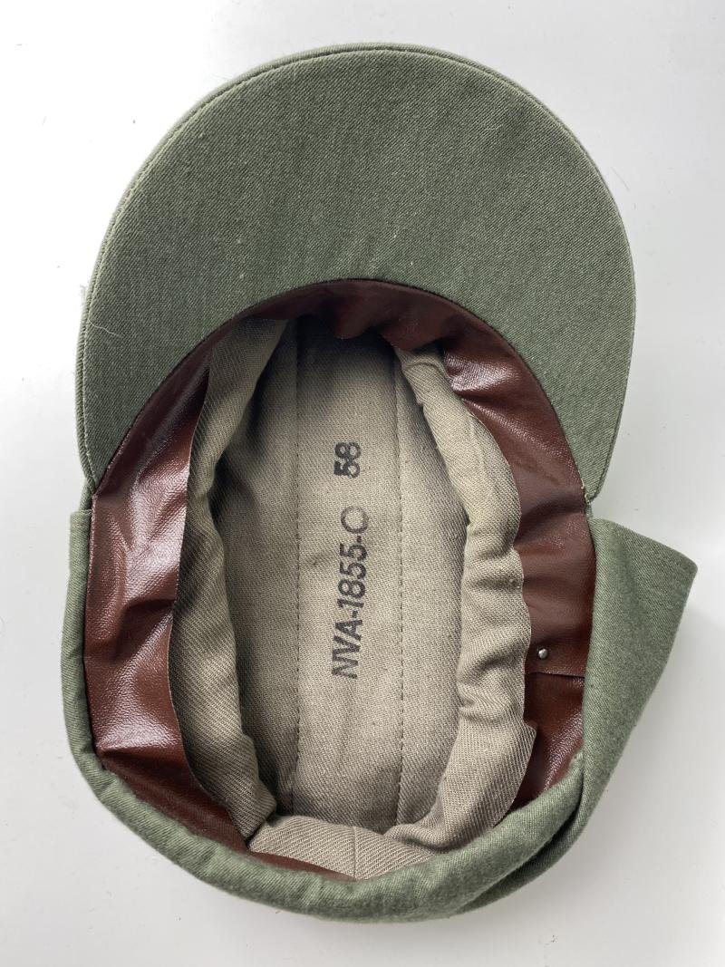 EAST GERMAN ARMY NVA KAMPFGRUPPEN SKI CAP — image 4