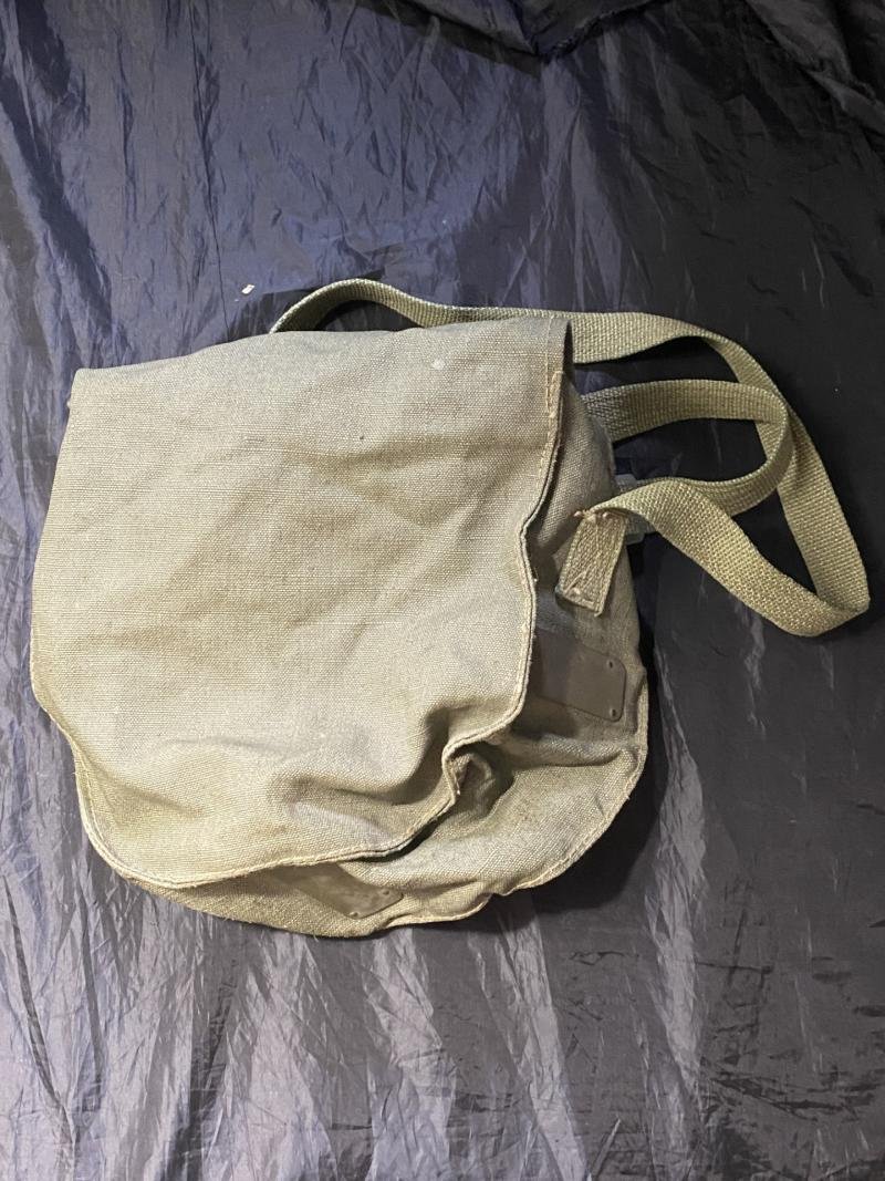 SOVIET/RUSSIAN DP28 TRIPLE MAGAZINE POUCH — image 3