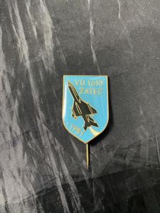 VU 1610 ZATEC 1951 FIGHTER BADGE
