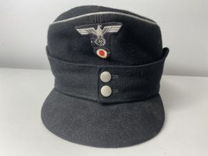 (Was £150) BUNDESWEHR FIRE/POLICE CAP