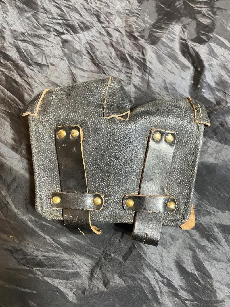 SOVIET/ RUSSIAN MOSIN NAGANT AMMO POUCH — image 2