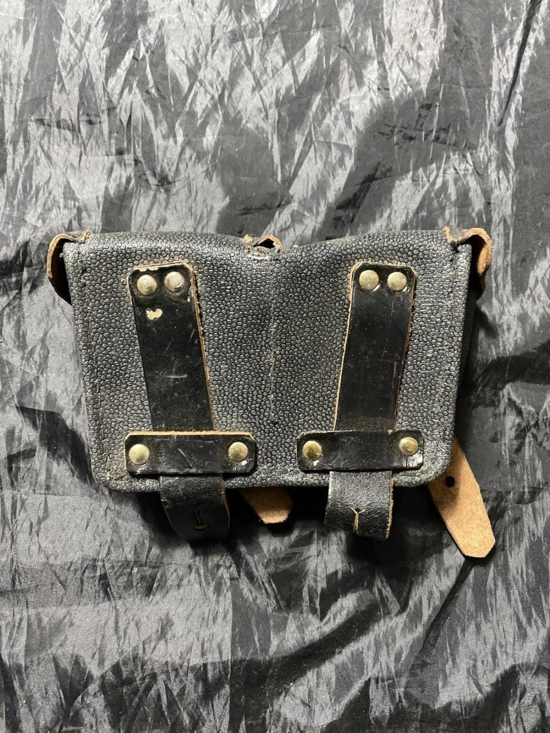 SOVIET/ RUSSIAN MOSIN NAGANT AMMO POUCH — image 2
