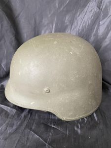 EXPERIMENTAL GERMAN M826 COMBAT HELMET (NAMED)