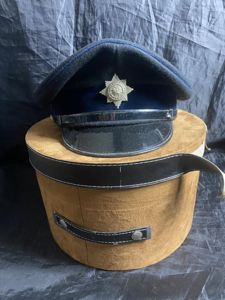 (Was £20) BRITISH COLDSTREAM GUARDS CAP IN BOX