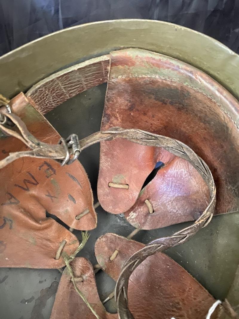 SPANISH M1921 COMBAT HELMET — image 6