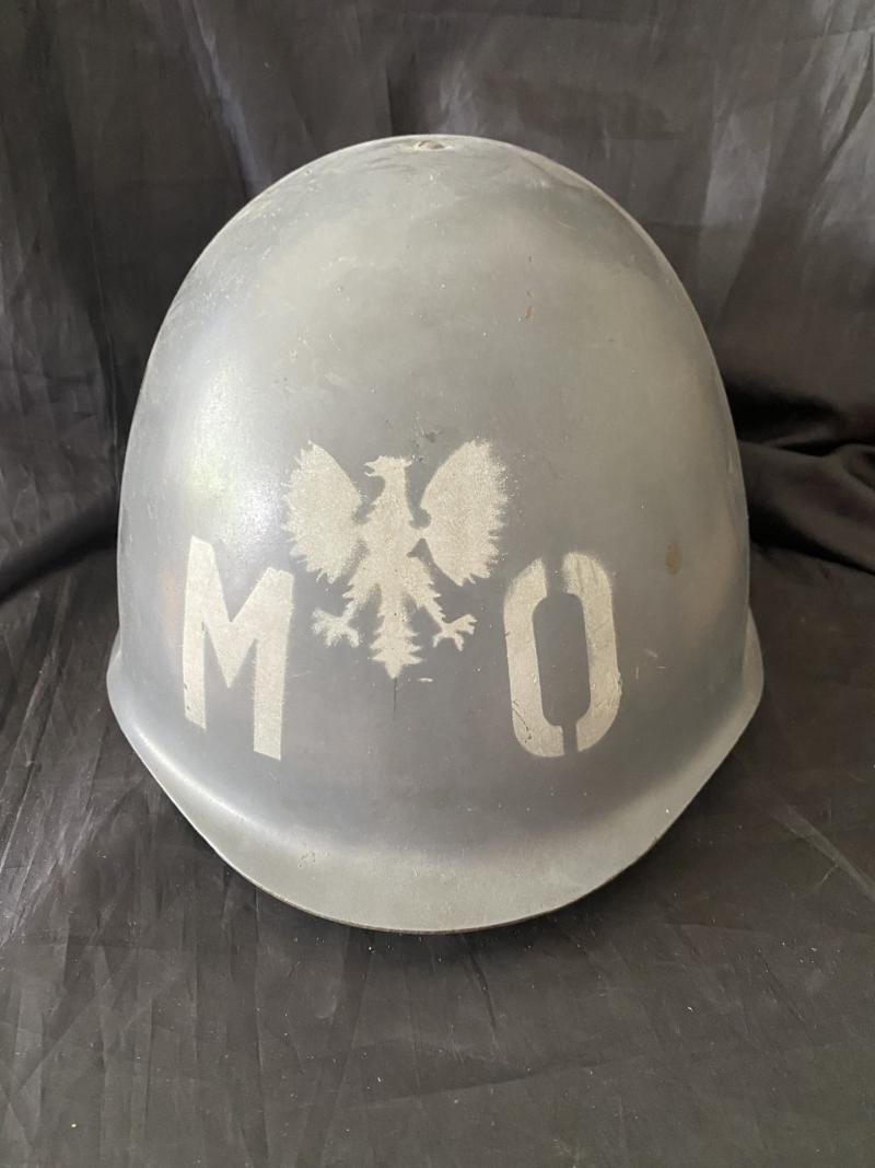 POLISH M1967 MO COMBAT HELMET — image 2