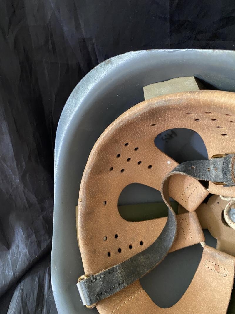 POLISH M1967 MO COMBAT HELMET — image 8