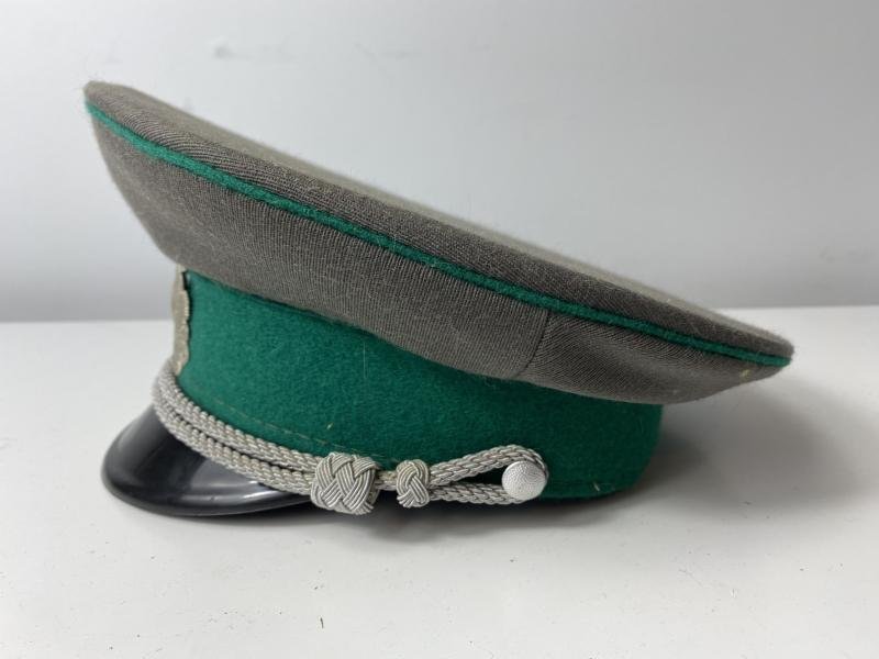 EAST GERMAN NVA BORDER GUARDS OFFICER VISOR CAP — image 2
