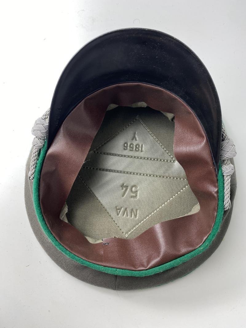 EAST GERMAN NVA BORDER GUARDS OFFICER VISOR CAP — image 4