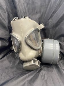 FINNISH M1/M61 GAS MASK