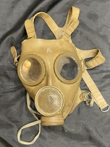 COLD WAR M-51 GAS MASK
