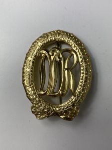 REPRODUCTION EAST GERMAN NVA SPORTS BADGE