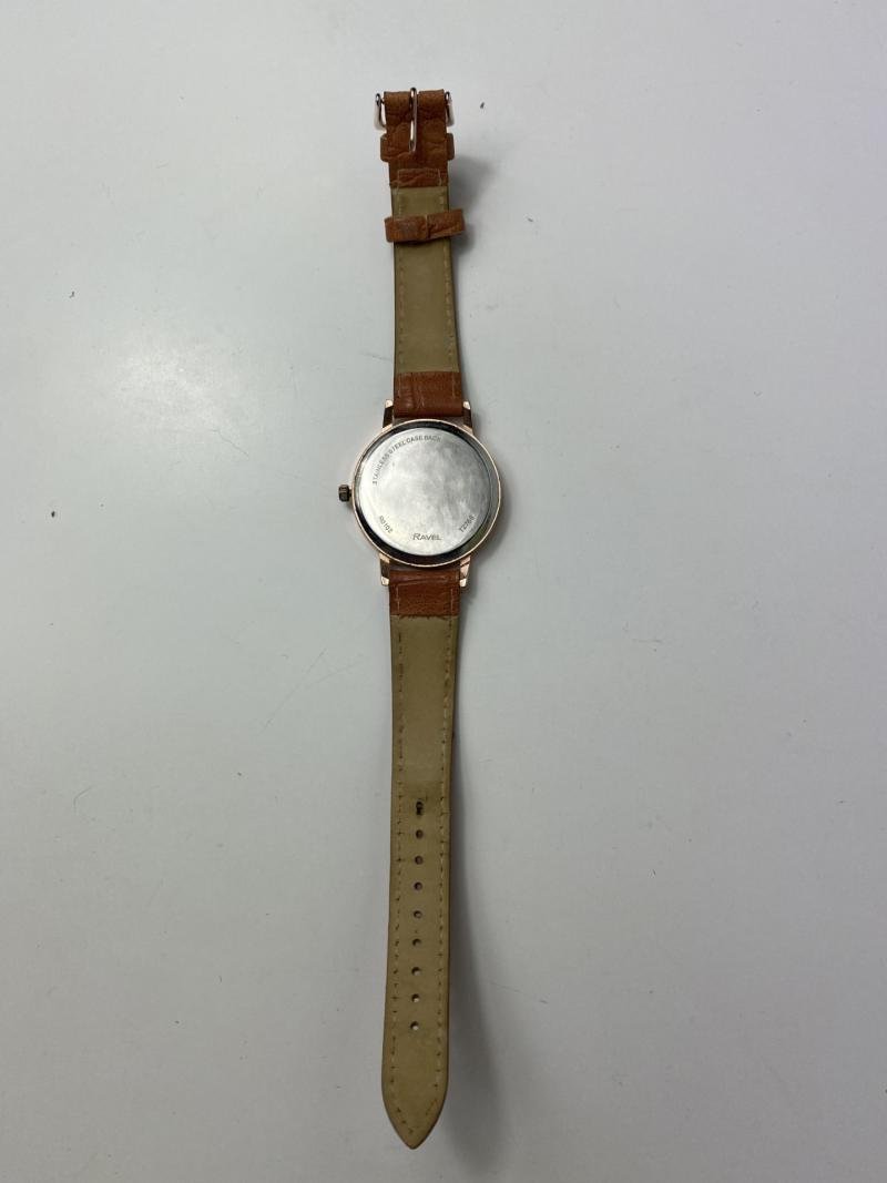 UNISEX RAVEL TRADITIONAL WATCH — image 2