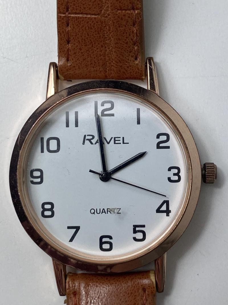 UNISEX RAVEL TRADITIONAL WATCH — image 4