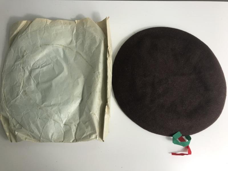 FRENCH SPECIAL FORCE BERET IN ORIGINAL PACKAGING — image 2