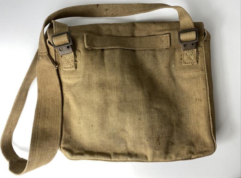 WW2 BRITISH OFFICERS HAVERSACK — image 2