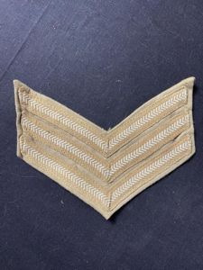 WW2 BRITISH ARMY SERGEANTS CLOTH CHEVRON