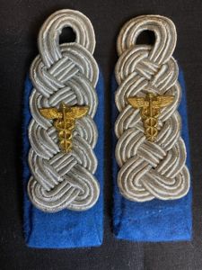 (Was £150) WW2 GERMAN ARMY MEDICAL OFFICER SHOULDER BOARDS