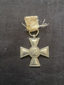 REPRODUCTION GERMAN 18 YEAR LONG SERVICE WEHRMACHT MEDAL