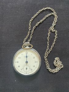 CHAMPION FOREIGN POCKET WATCH