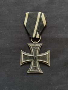 WW1 GERMAN IRON CROSS 2ND CLASS WITH SINGLE MOUNT