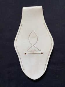 USMC PARADE & DRESS WHITE LEATHER SWORD HANGER