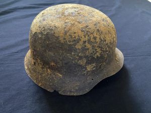 RELIC WW2 GERMAN M42 HELMET