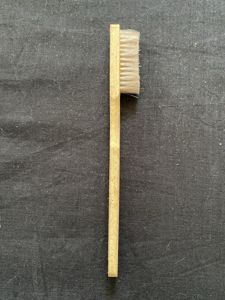 WW2 GERMAN TOOTH BRUSH