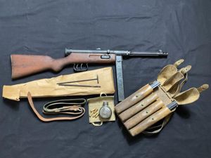 DEACTIVATED BERETTA MOD 38/44 M38 SMG WITH ACCESSORIES (NEW EU …