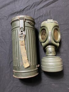 WW2 GERMAN GAS MASK AND CANISTER