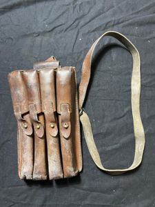 M56 SMG LEATHER MAGAZINE POUCH