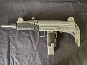 DEACTIVATED UZI SMG (UK DEACTIVATION)