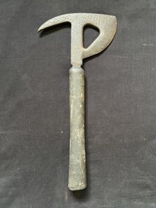 WW2 BRITISH AIR MINISTRY ESCAPE AXE
