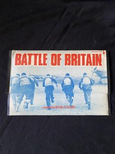 (was £10) REPRODUCTION BATTLE OF BRITAIN FOLDER WITH PAPERWORK