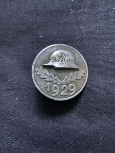 REPRODUCTION GERMAN STAHLHELM BUND 1929 BADGE